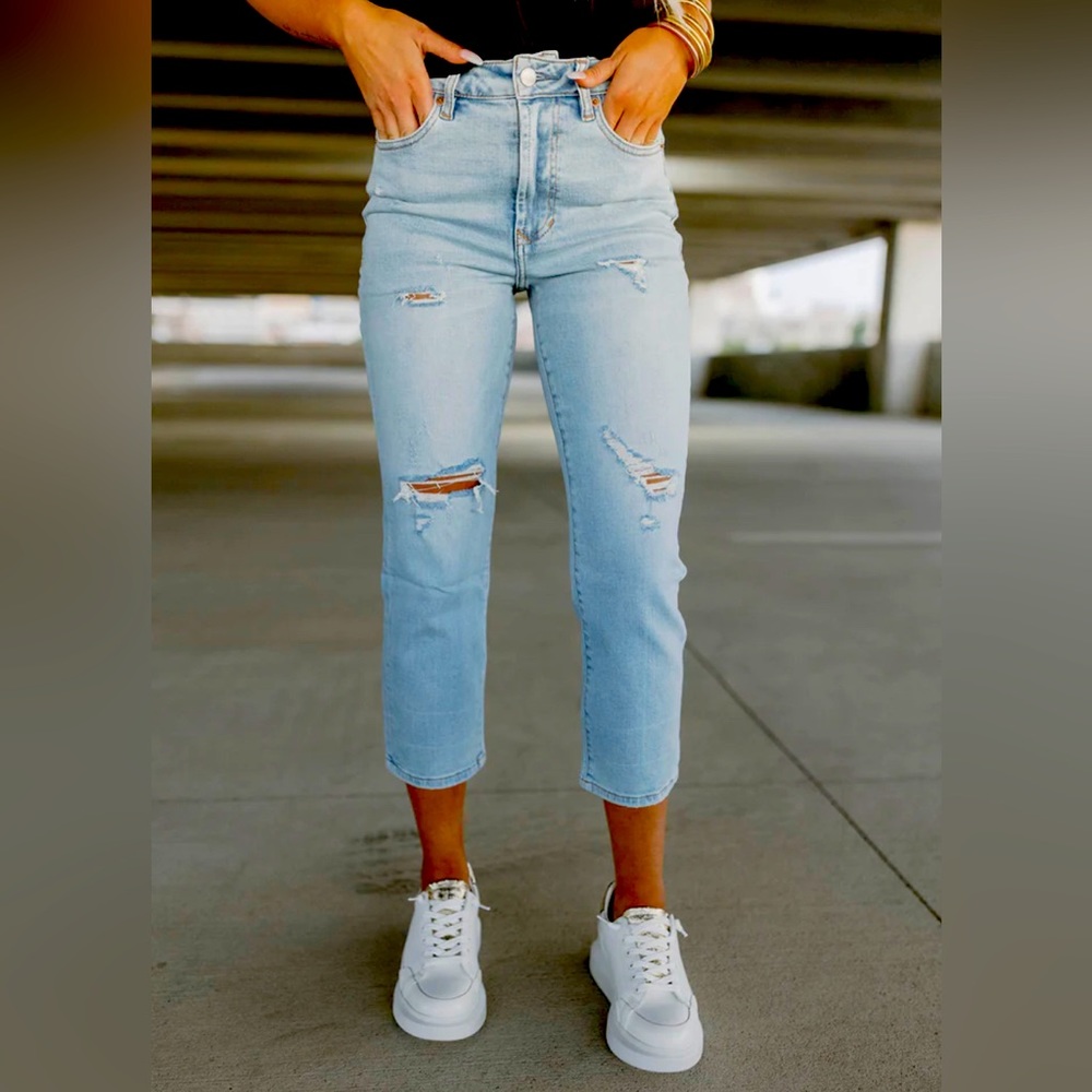 Dear John Frankie jeans- worn once. Mid rise and very comfy!!!